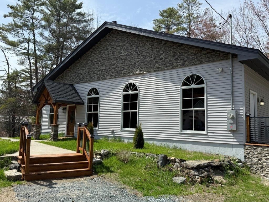 Photo of 1011 US Route 4, Canaan, NH 03741 (MLS # 5083744)