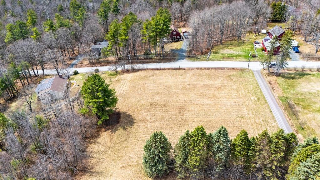 Photo of 31 North Road, Sunapee, NH 03782 (MLS # 5083797)
