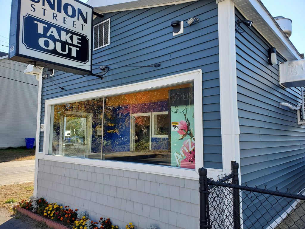 Photo of 90 Union Street, Manchester, NH 03103 (MLS # 5057137)