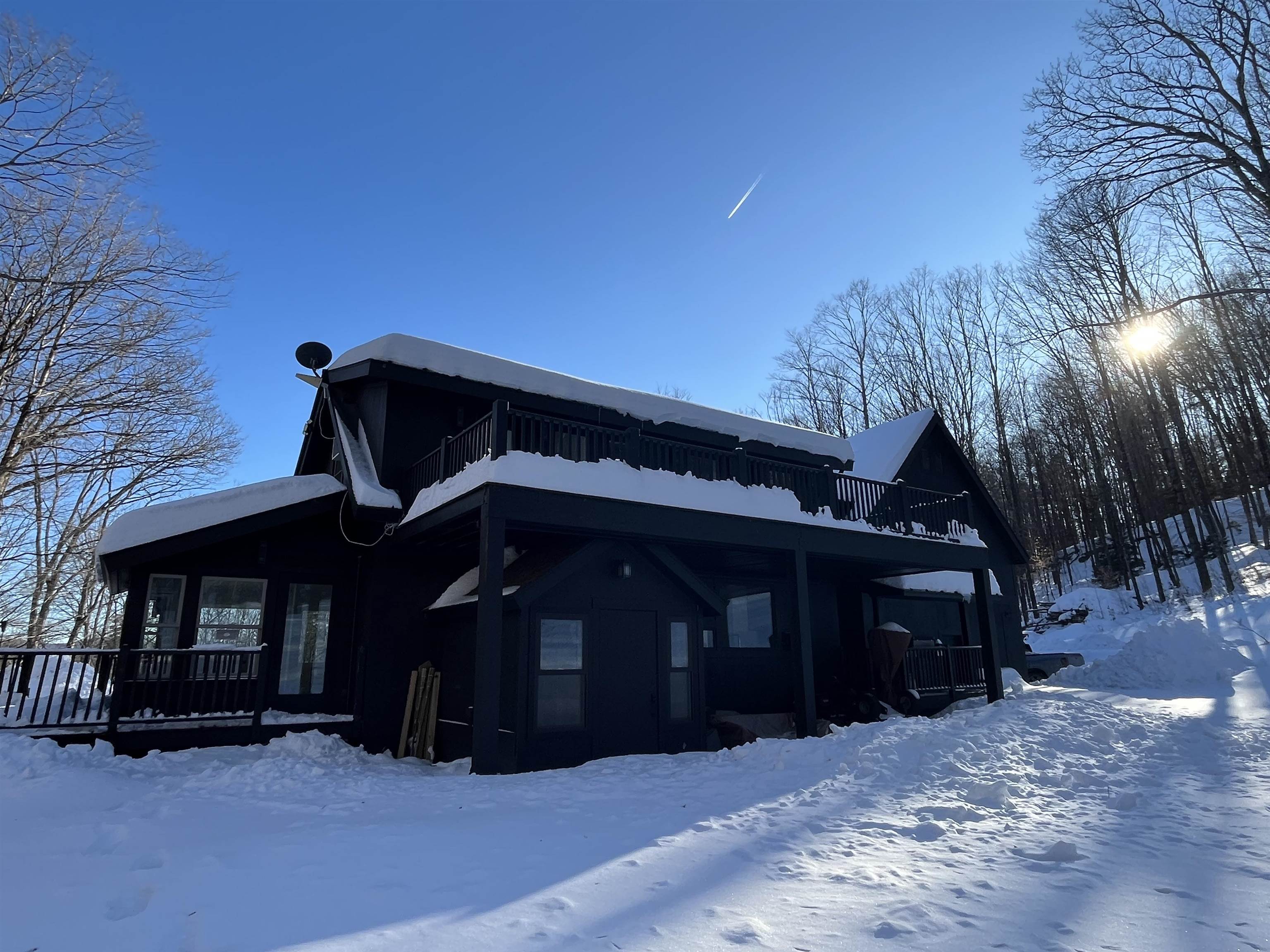 903 Old County Road