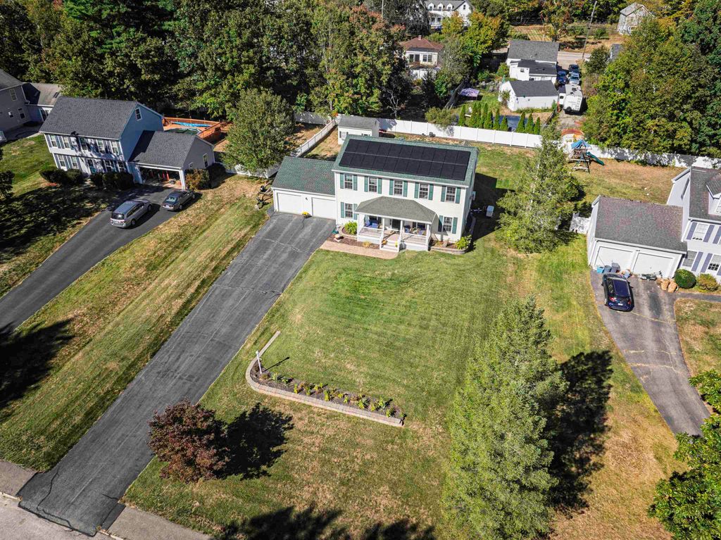 Photo of 24 Conifer Commons, Dover, NH 03820 (MLS # 5062372)