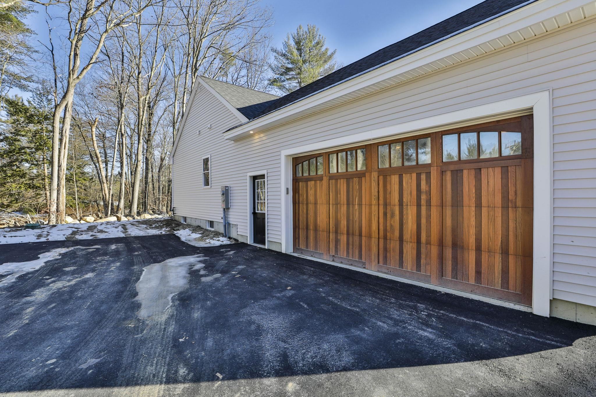 12 Thompson Crossing Road 231-1-1