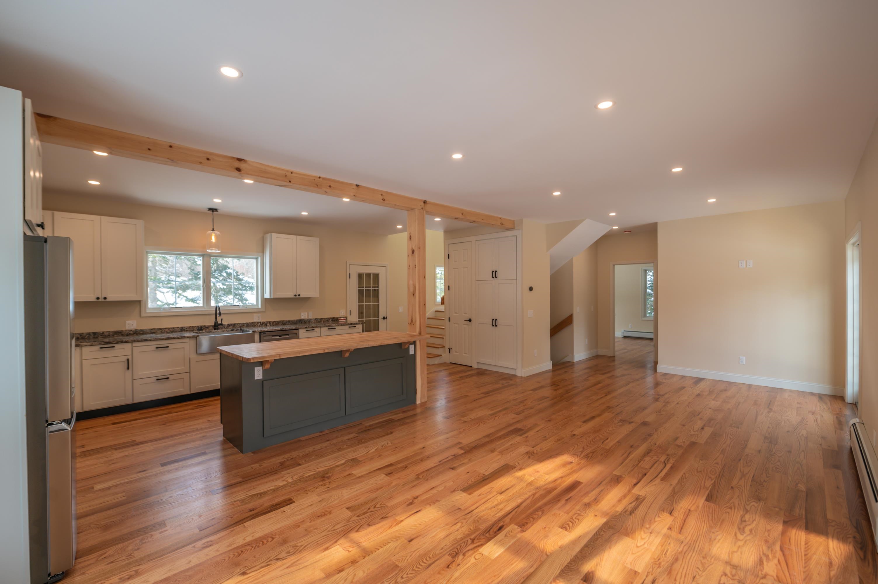 32 Circle View Drive