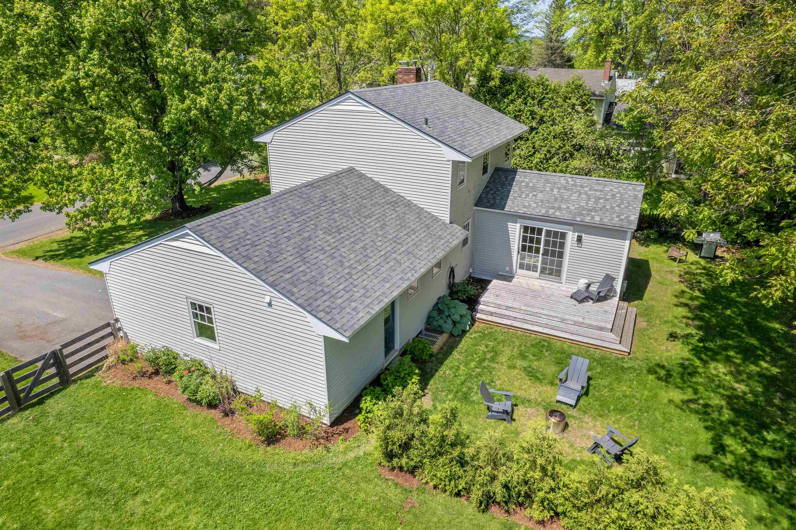10 Curtiss Road