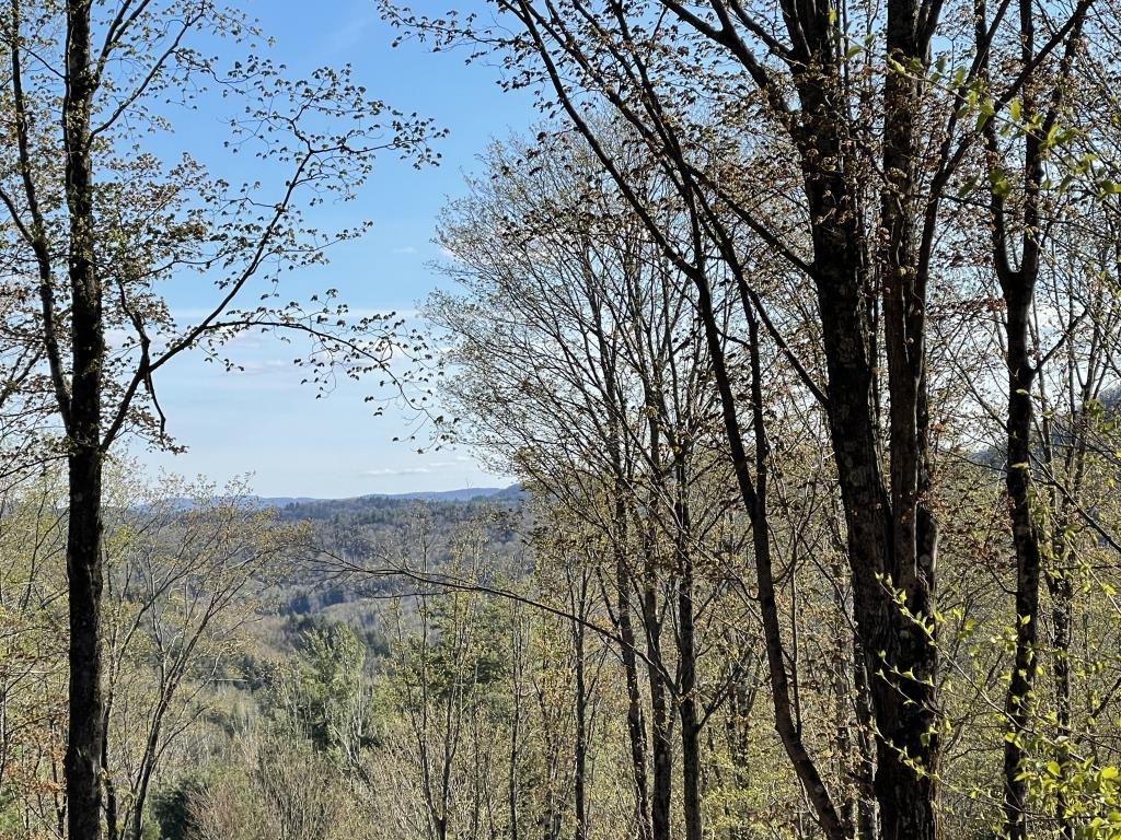 90 Reading Farms Road