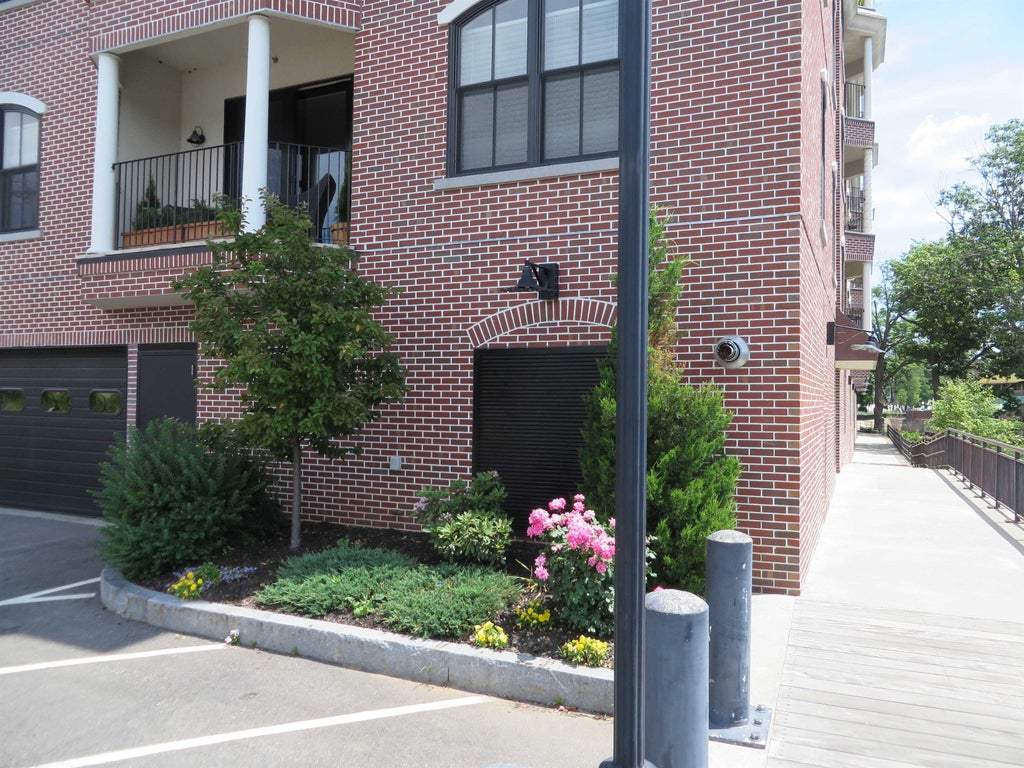 Photo of 52 Main Street #504, Nashua, NH 03064 (MLS # 5089166)