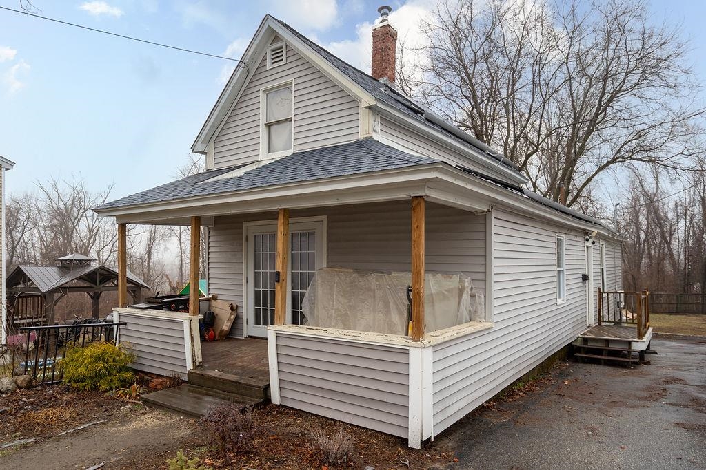 31 Ferry Street