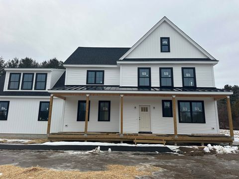 Photo of 253 Amesbury Road, Kensington, NH 03833 (MLS # 5028375)