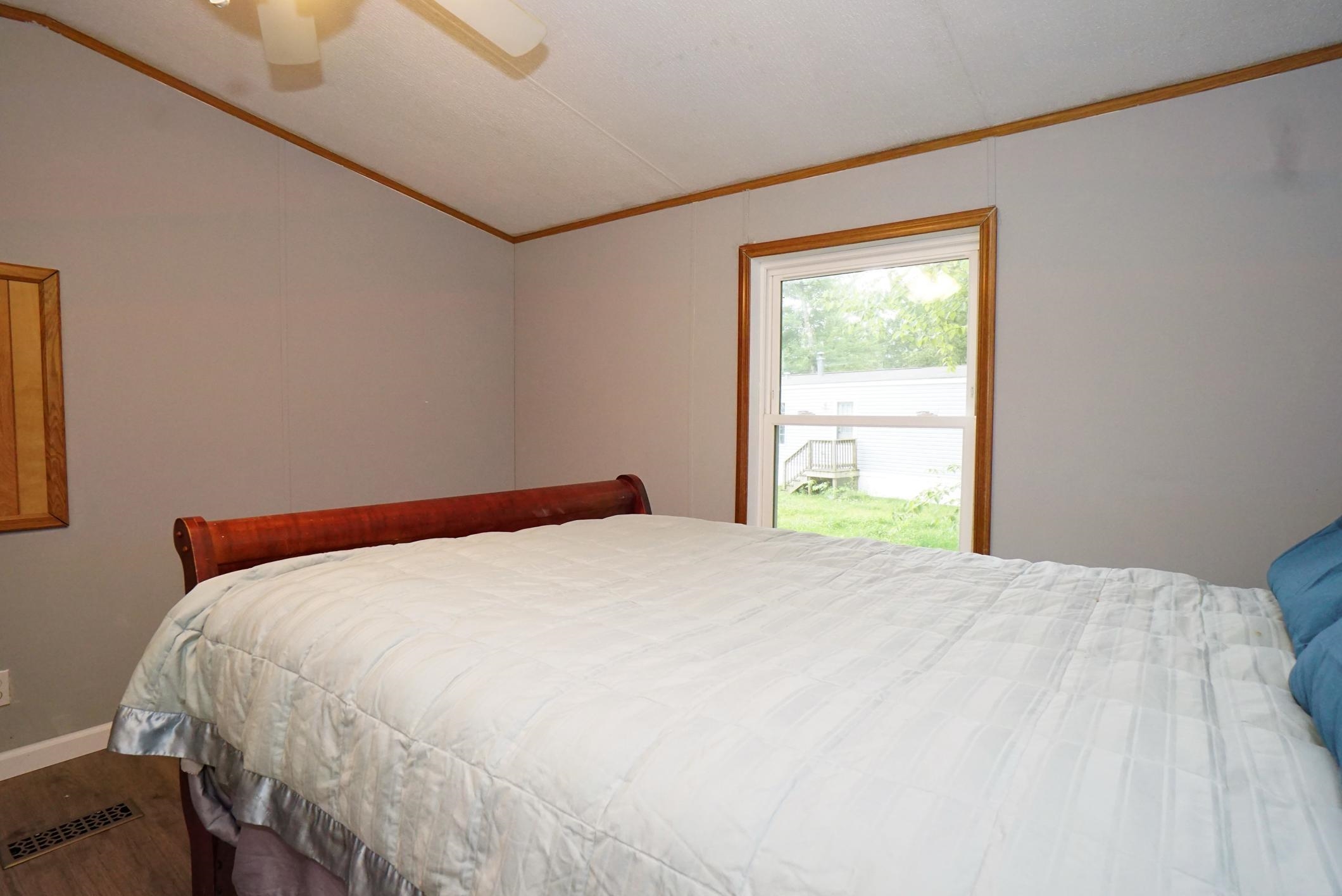 Barrington, New Hampshire 03825, United States, 3 Bedrooms Bedrooms, ,1 BathroomBathrooms,Residential,Active,163426