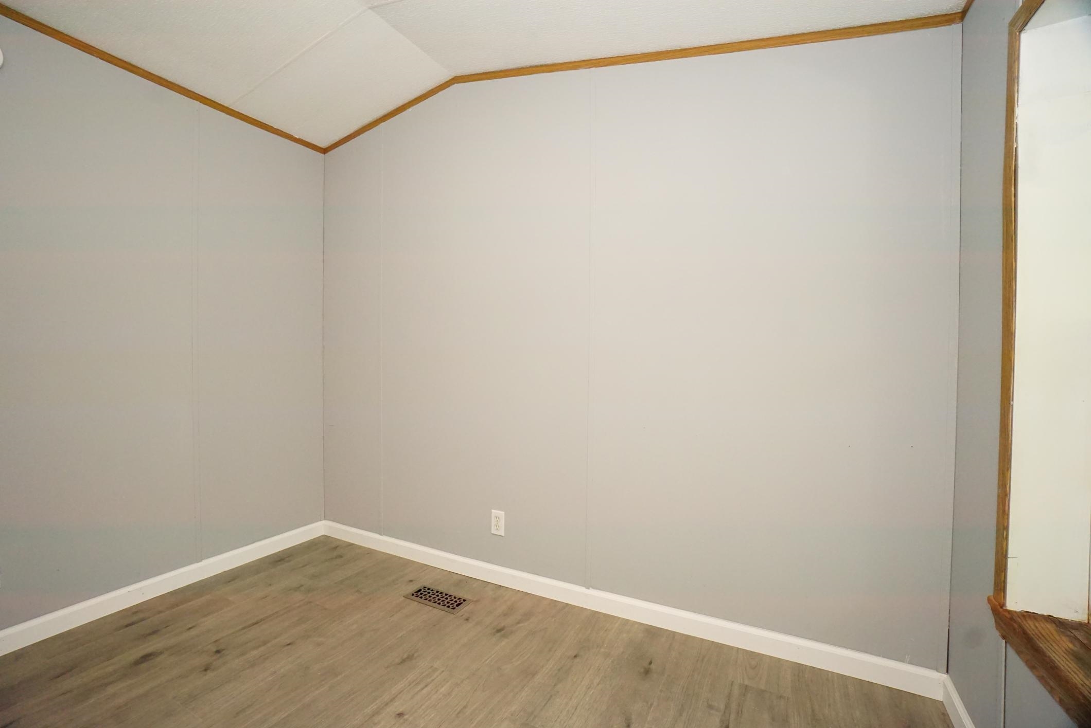 Barrington, New Hampshire 03825, United States, 3 Bedrooms Bedrooms, ,1 BathroomBathrooms,Residential,Active,163426