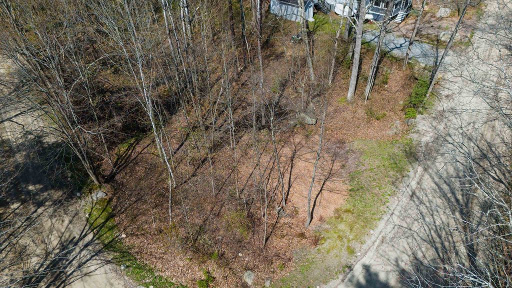 Photo of Turtle Bridge Crossing #615, Hillsborough, NH 03244 (MLS # 5090029)