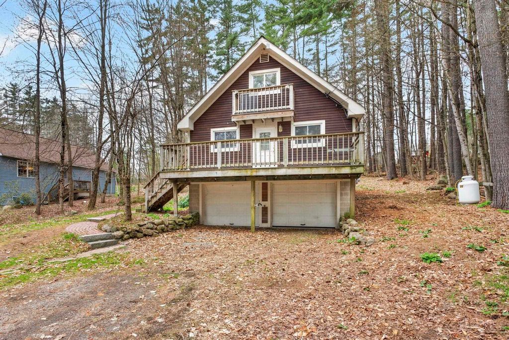 Photo of 8 Winter Road, Hillsborough, NH 03244 (MLS # 5085089)