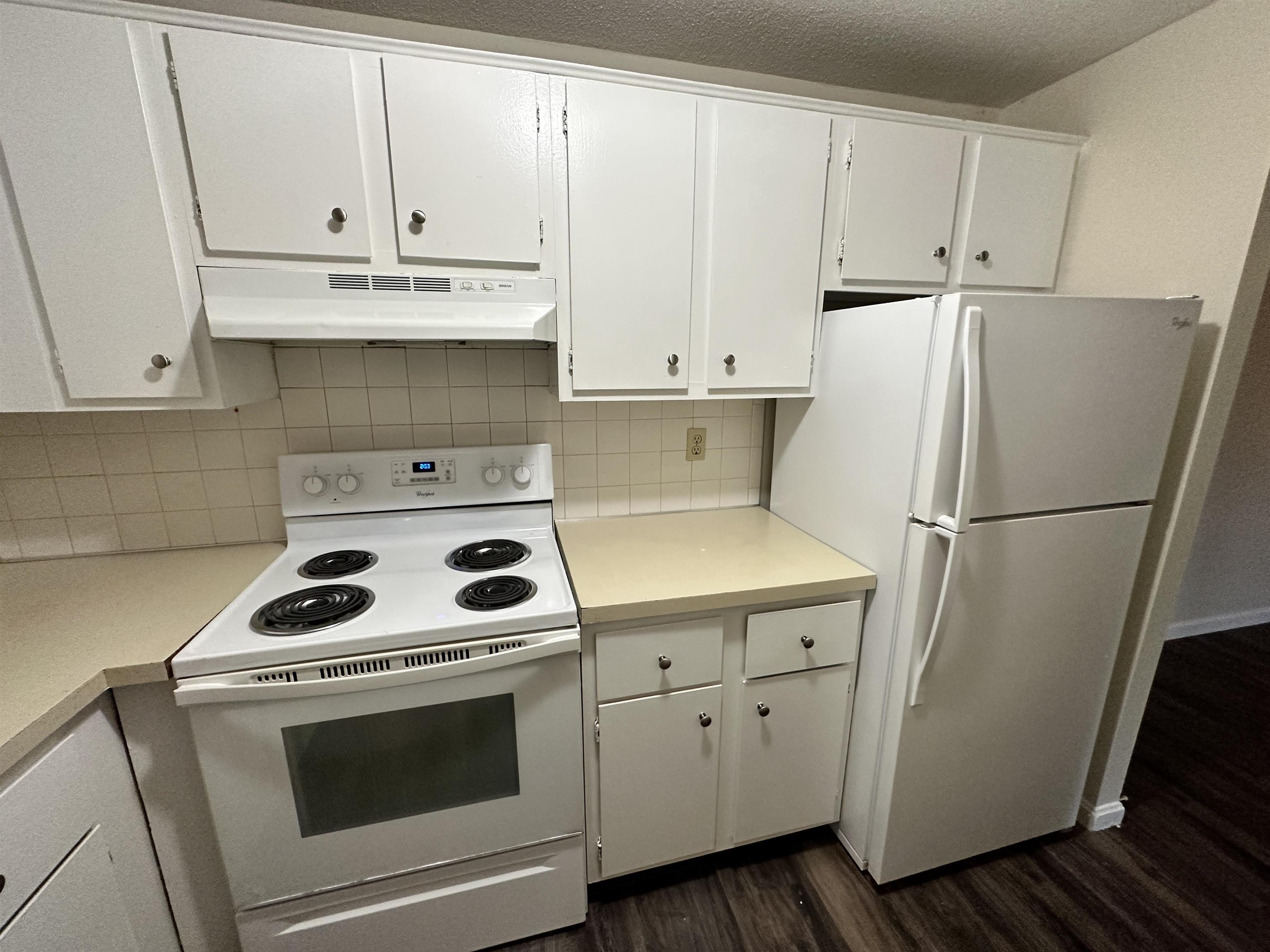 95 Powers Street 16