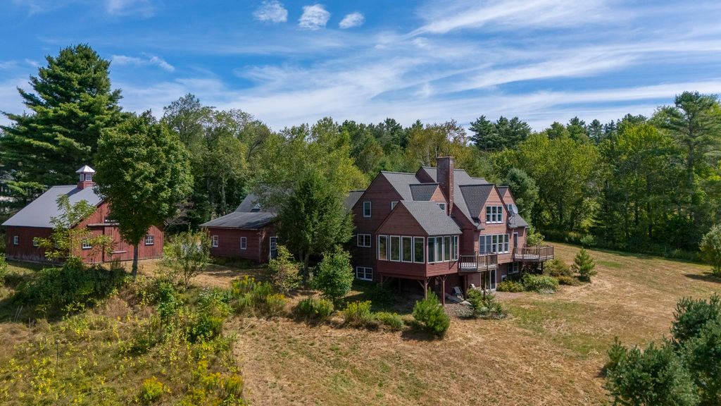Photo of 70 Green Lane, New London, NH 03257 (MLS # 5057894)