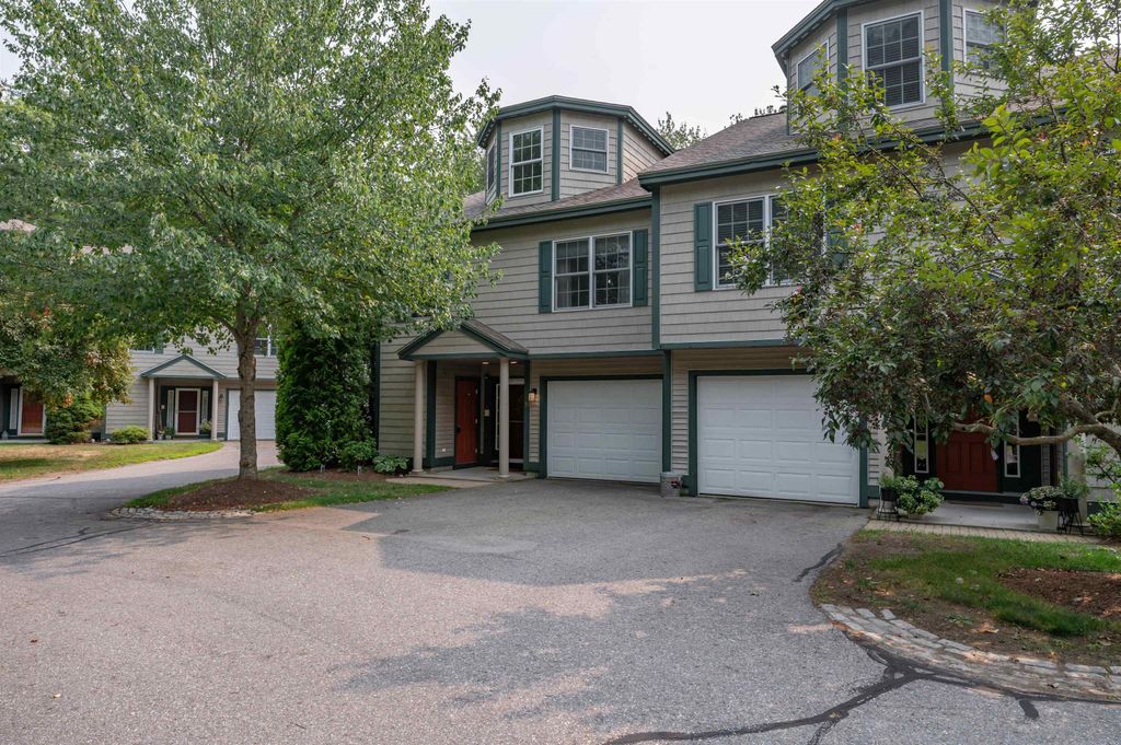 Photo of 59 Clearwater Drive, Dover, NH 03820 (MLS # 5055912)