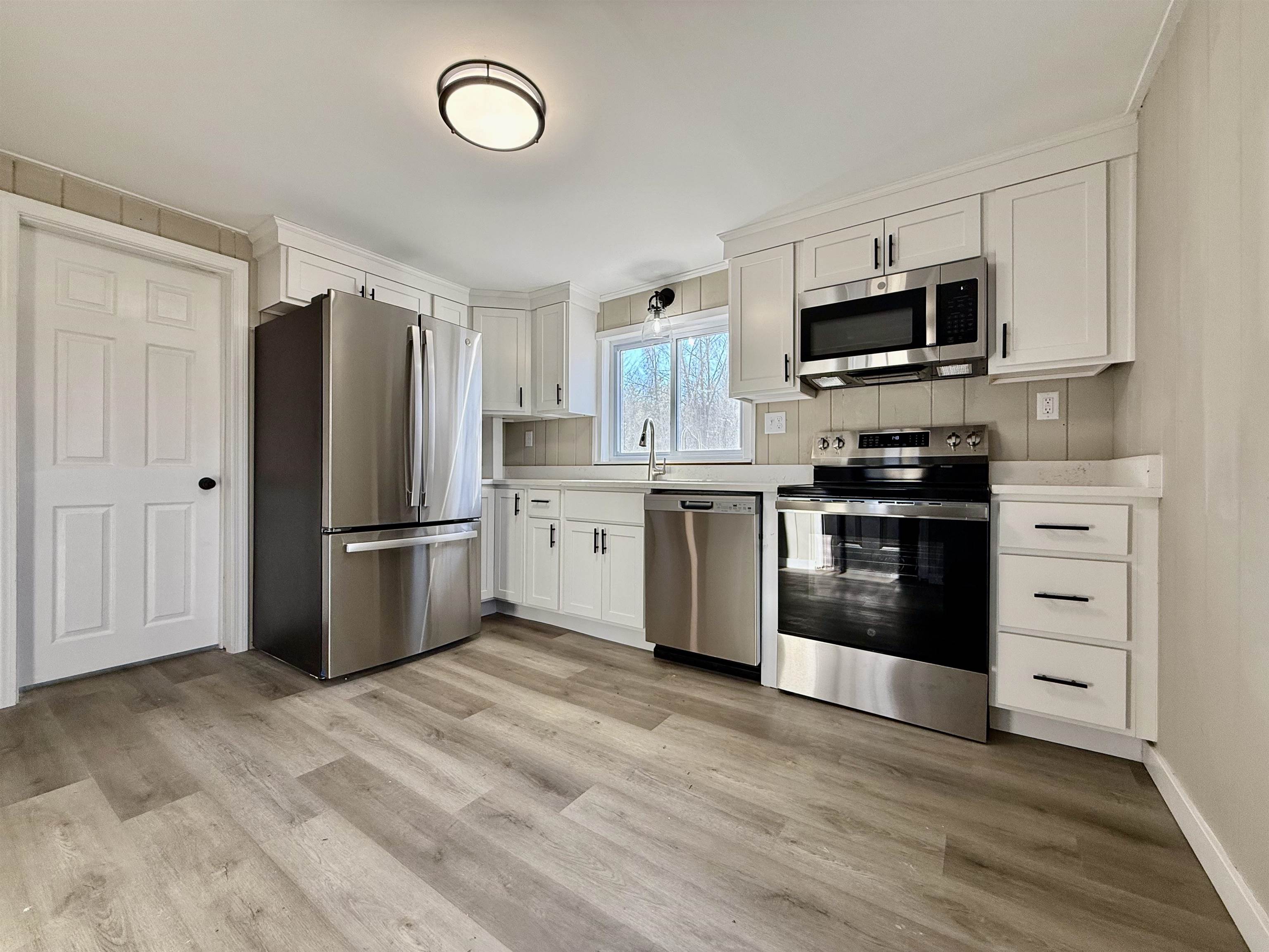 82 Edgerly School Road