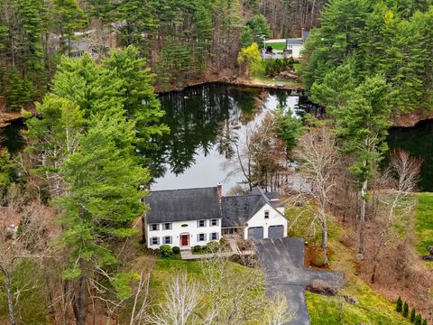 Photo of 12 Magazine Street, Bedford, NH 03110 (MLS # 5085099)