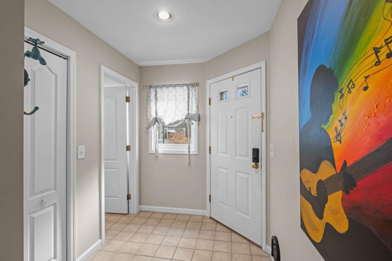 388 Western Avenue E1