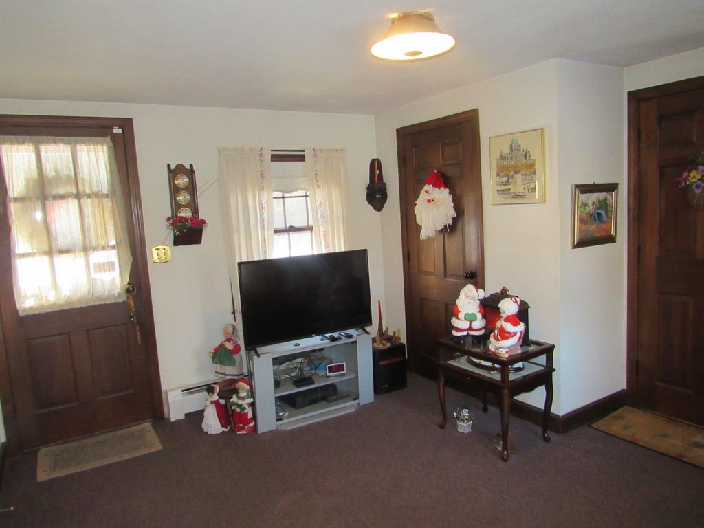 Photo of 17 Garrison Road, Salem, NH 03079 (MLS # 5072242)