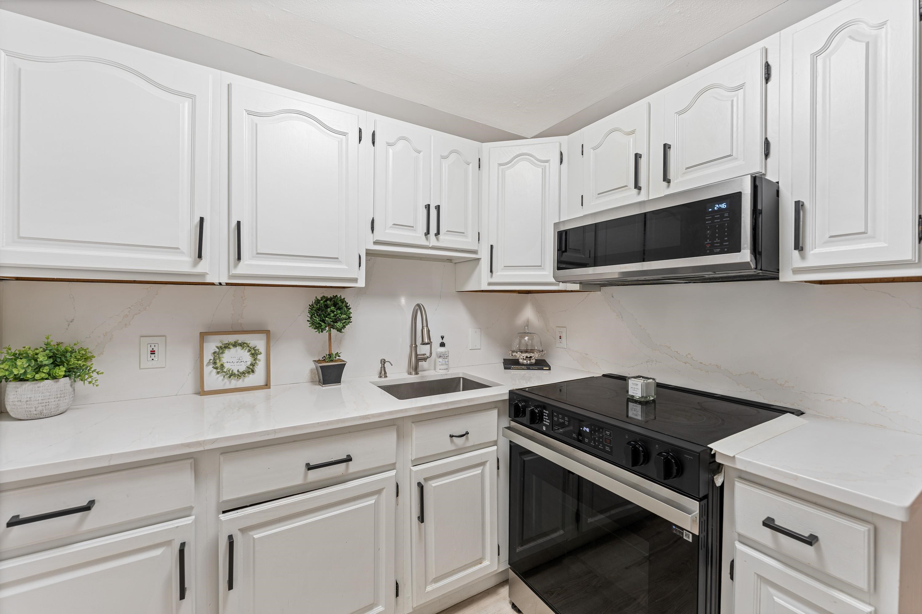 4 Brook Road 8
