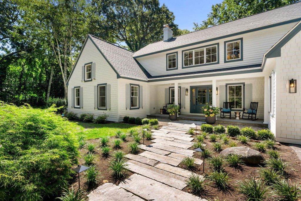 Photo of 14 Chapel Road, North Hampton, NH 03862 (MLS # 5080719)