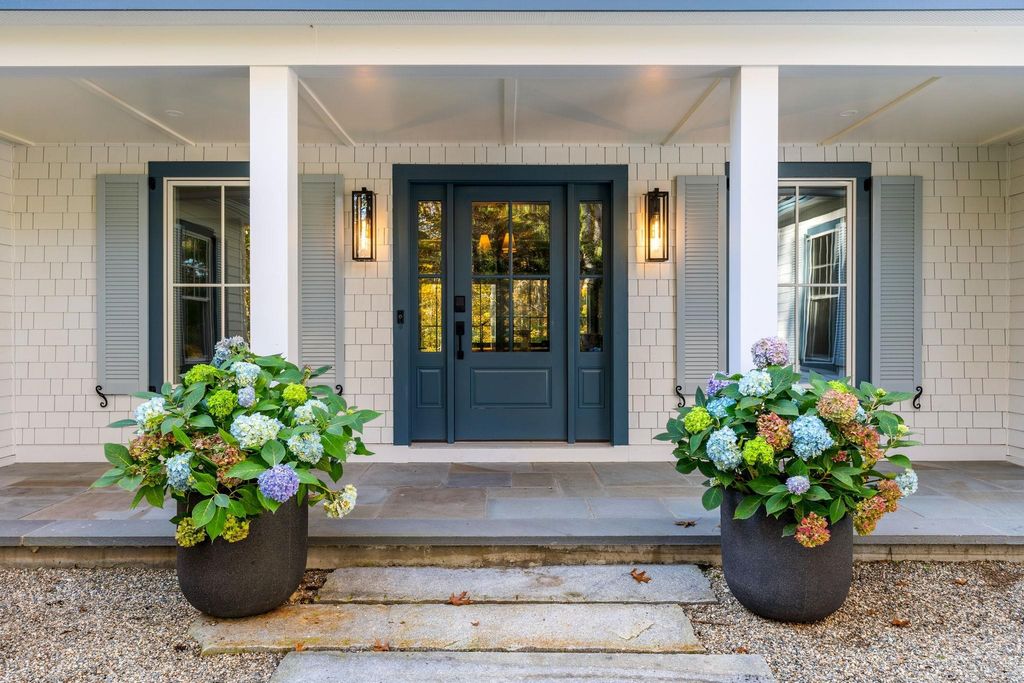 Photo of 14 Chapel Road, North Hampton, NH 03862 (MLS # 5080719)