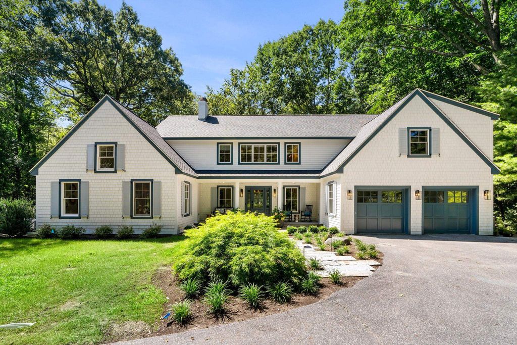 Photo of 14 Chapel Road, North Hampton, NH 03862 (MLS # 5080719)