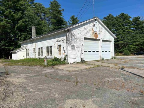 Photo of 75 Route 27, Raymond, NH 03077 (MLS # 5055686)