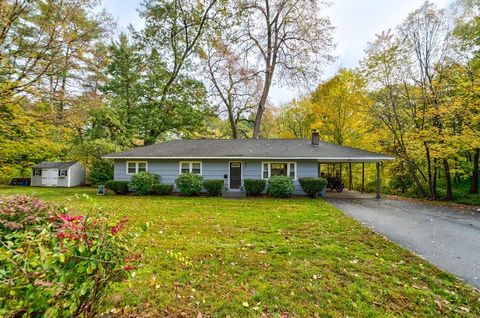 Photo of 40 Turkey Hill Road, Merrimack, NH 03054 (MLS # 5065871)