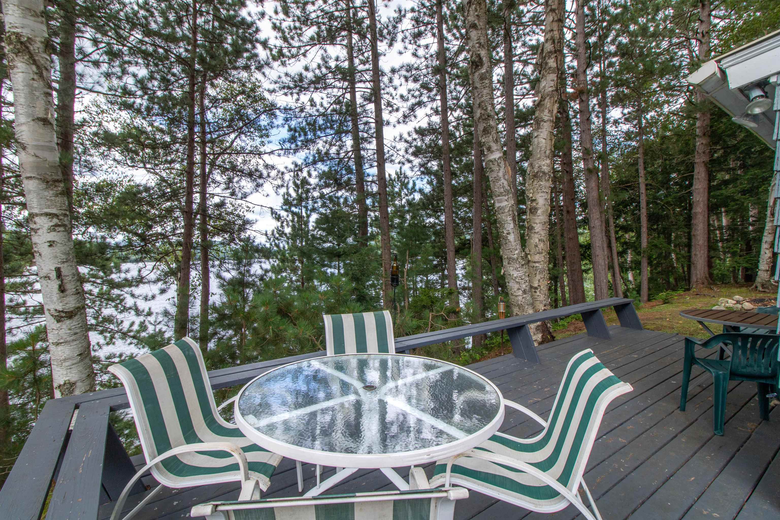 1143 Lakeshore Drive