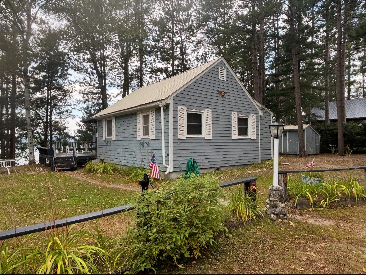1143 Lakeshore Drive