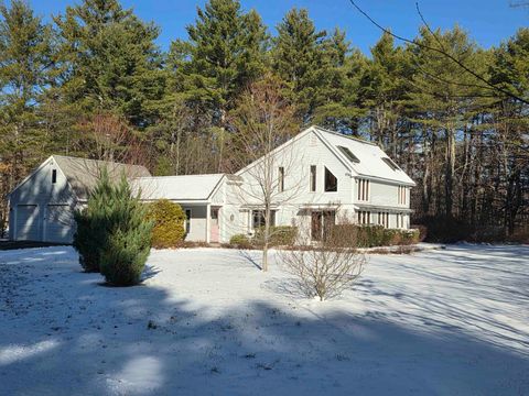 Photo of 65 Westwind Drive, Conway, NH 03860 (MLS # 5057615)