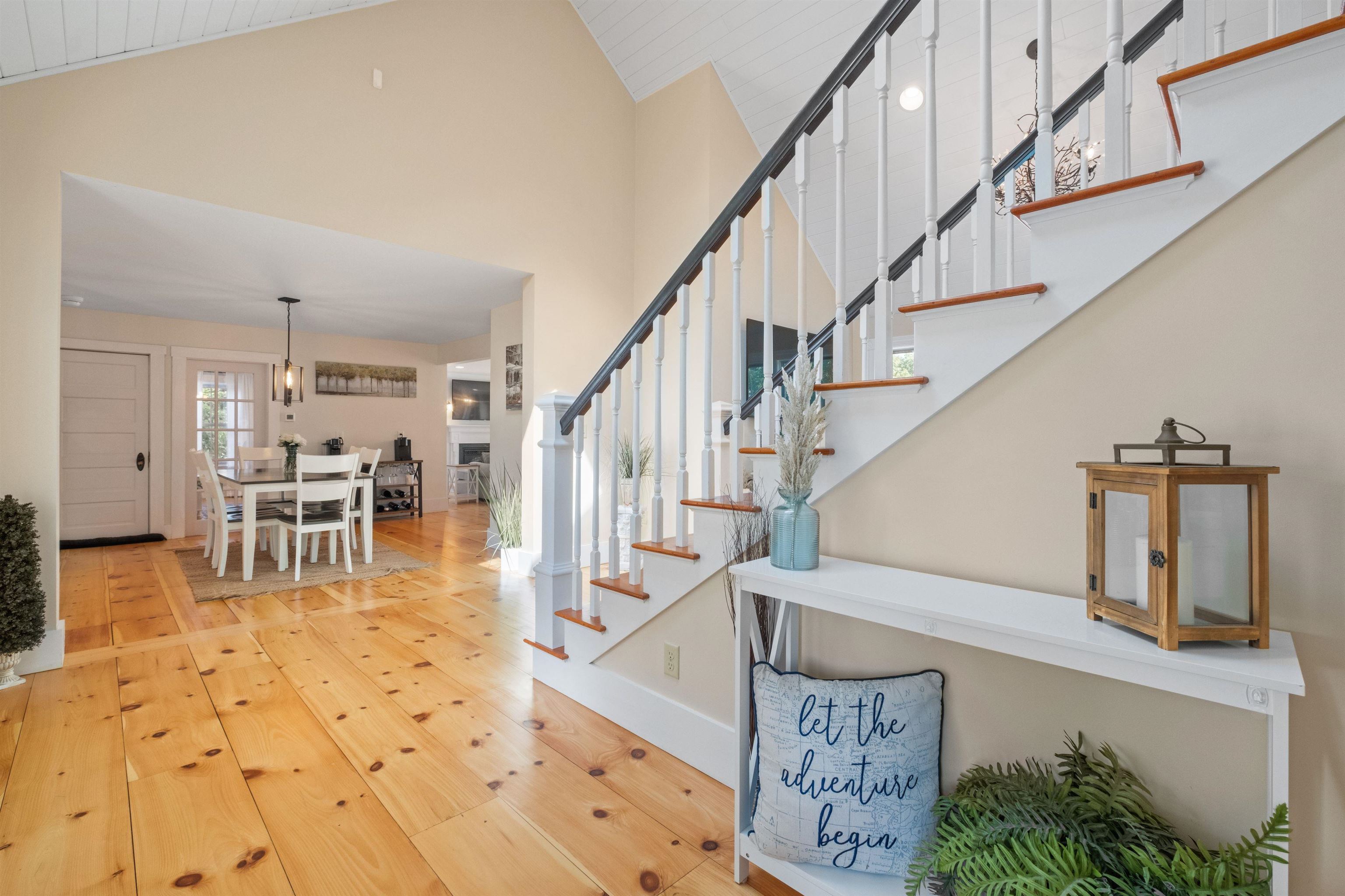 1261 Old North Main Street