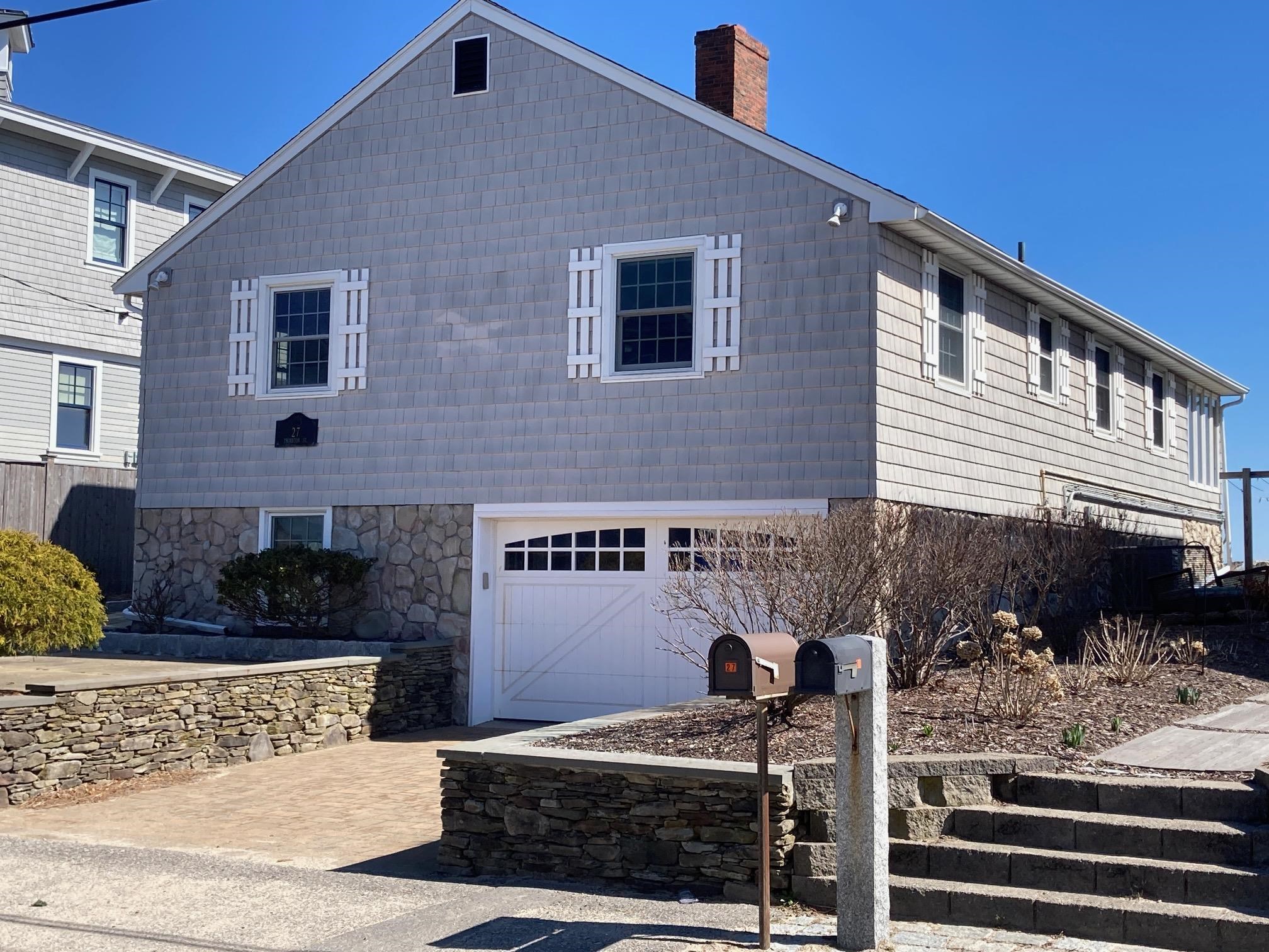 27 THORNTON Street