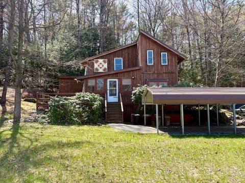Photo of 105 King Street, Boscawen, NH 03303 (MLS # 5085824)