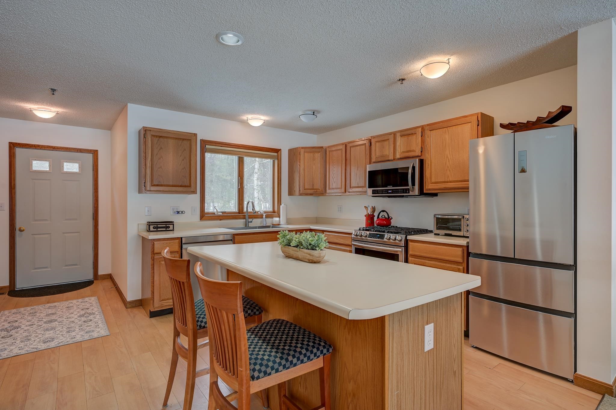 60 Laurel Lane 30