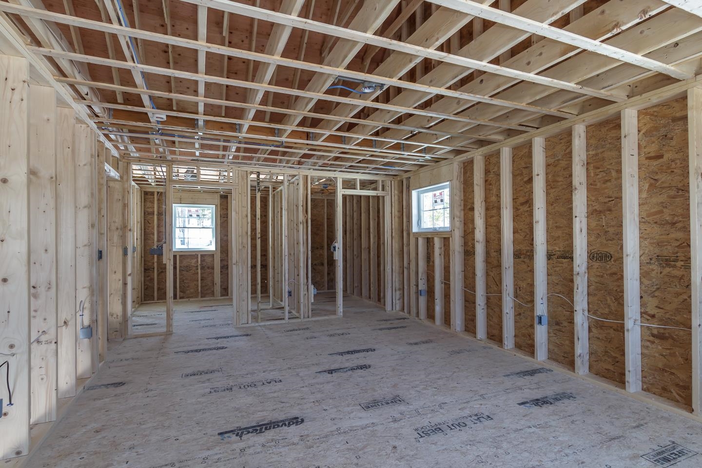 New Boston, New Hampshire 03070, United States, 3 Bedrooms Bedrooms, ,2 BathroomsBathrooms,Residential,Active,29334