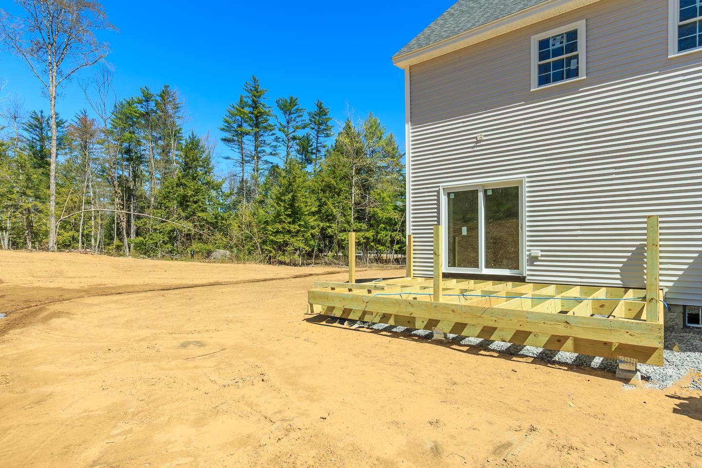 New Boston, New Hampshire 03070, United States, 3 Bedrooms Bedrooms, ,2 BathroomsBathrooms,Residential,Active,29334