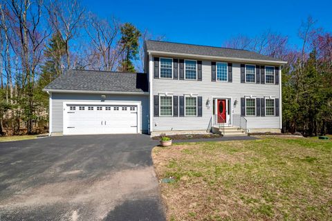 Photo of 69 Falcon Ridge Road, Milford, NH 03055 (MLS # 5083322)