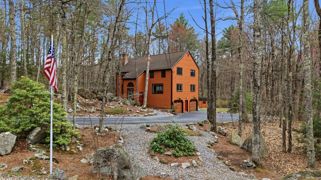 Photo of 57 Greyrock Road, Bedford, NH 03110 (MLS # 5083855)