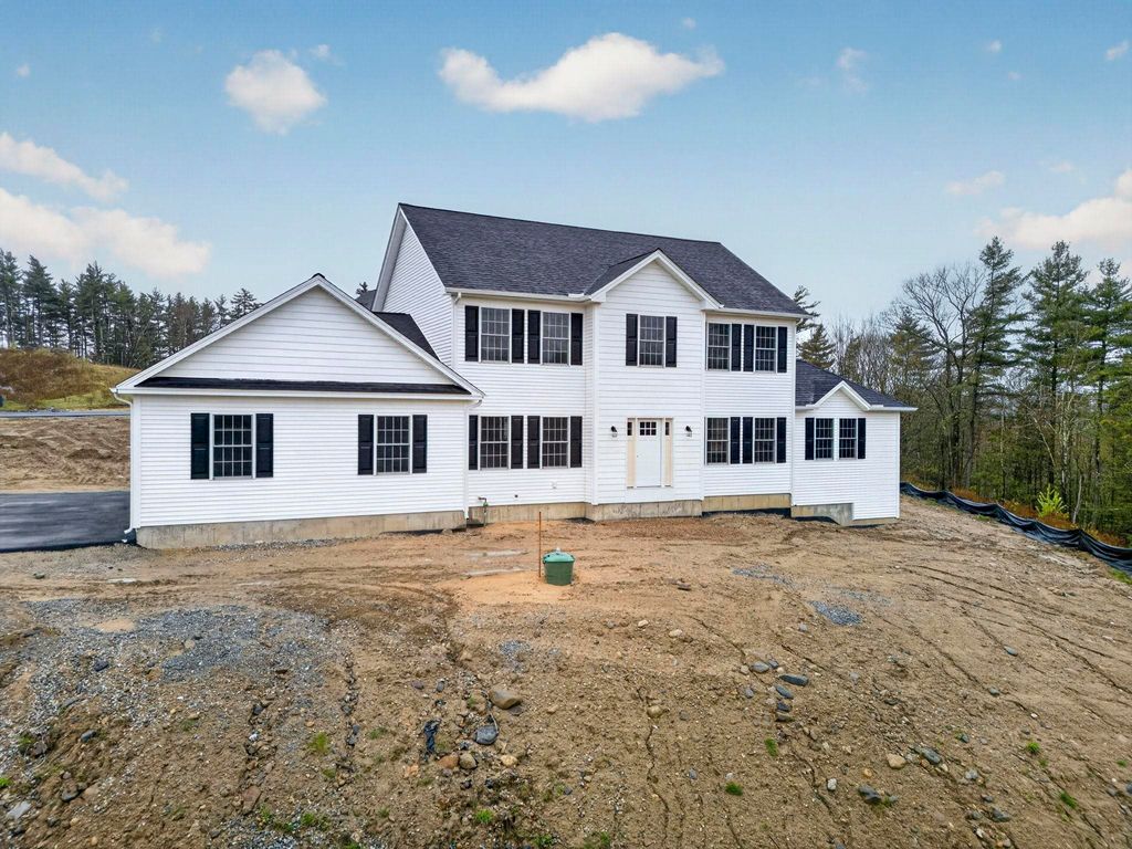 Photo of 23 Falcon Ridge Road #23, Milford, NH 03055 (MLS # 5079869)