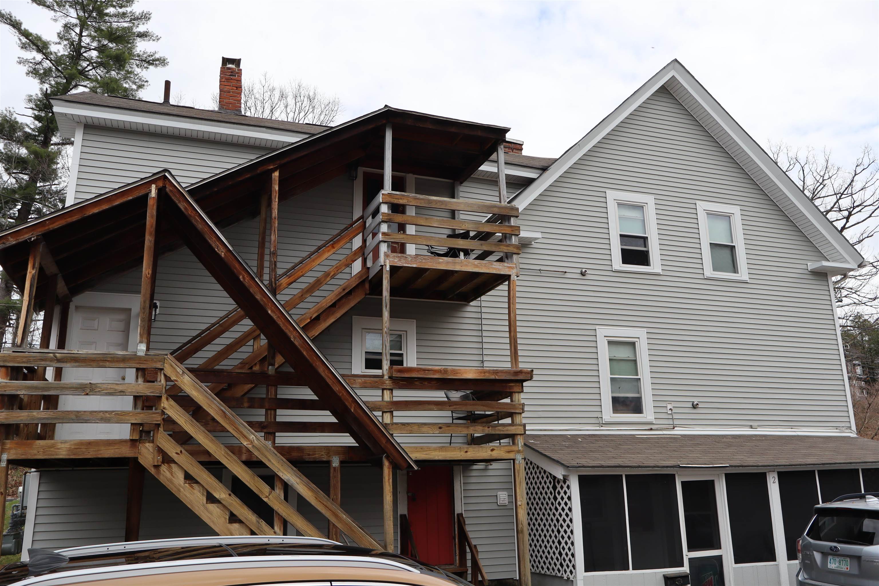271 Village Street