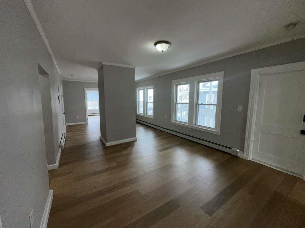 Photo of 267 Silvcer Street #2, Manchester, NH 03103 (MLS # 5076329)