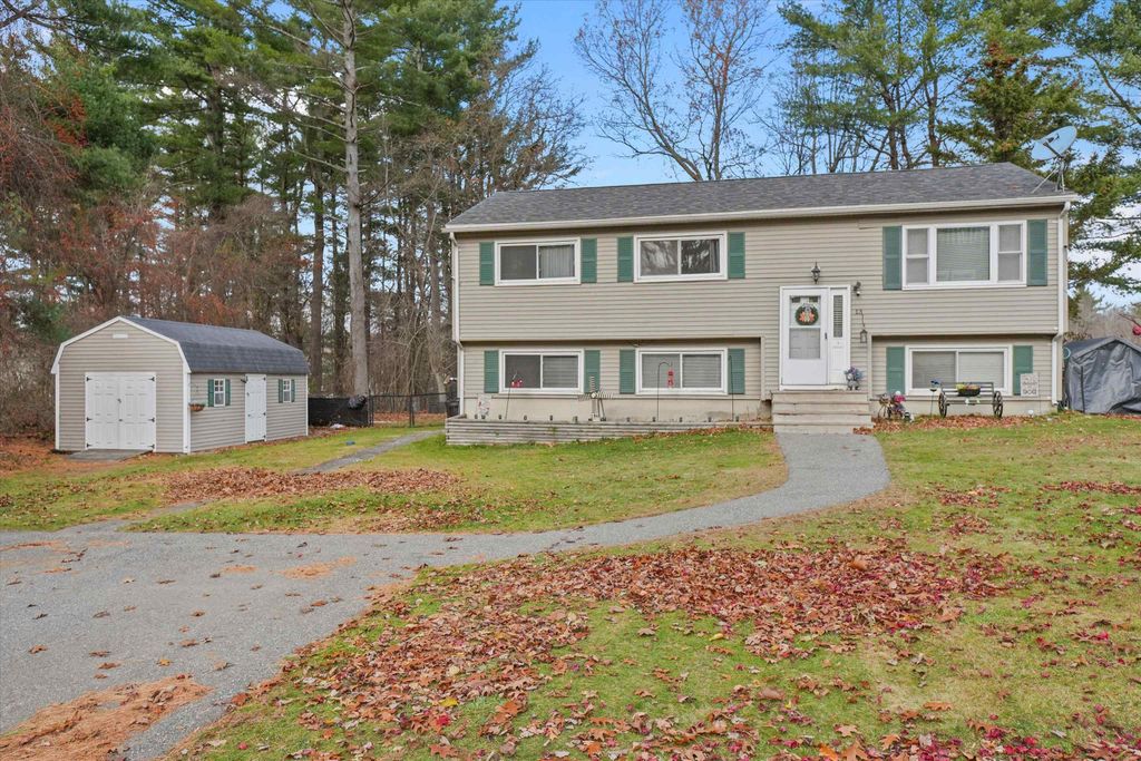 Photo of 13 Craven Terrace, Derry, NH 03038 (MLS # 5070188)