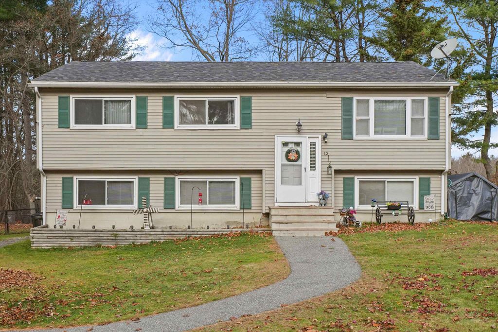 Photo of 13 Craven Terrace, Derry, NH 03038 (MLS # 5070188)