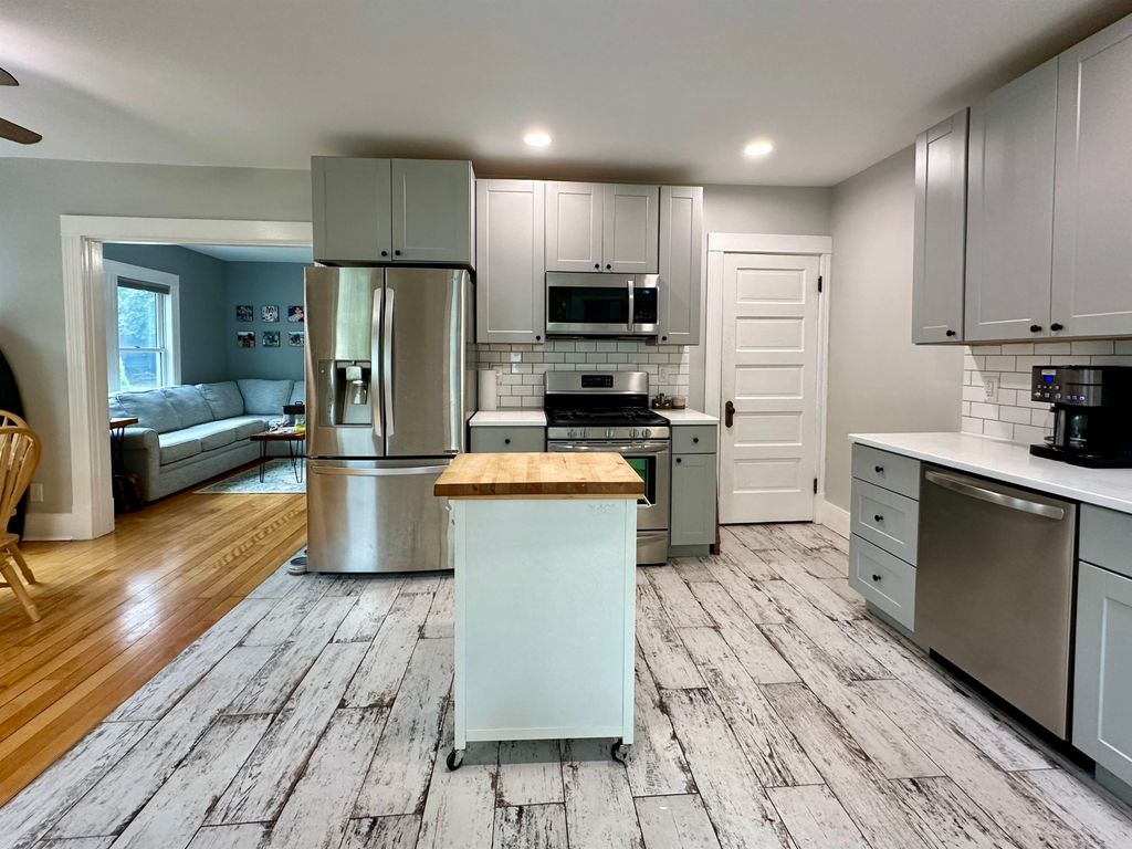 Photo of 20 Mitchell Place, Laconia, NH 03246 (MLS # 5066931)