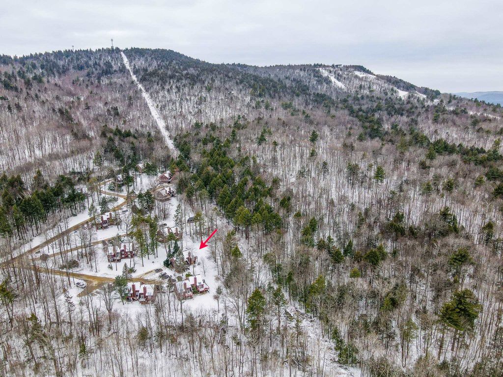Photo of 27 Mountainside Lane #6, Francestown, NH 03043 (MLS # 5072255)