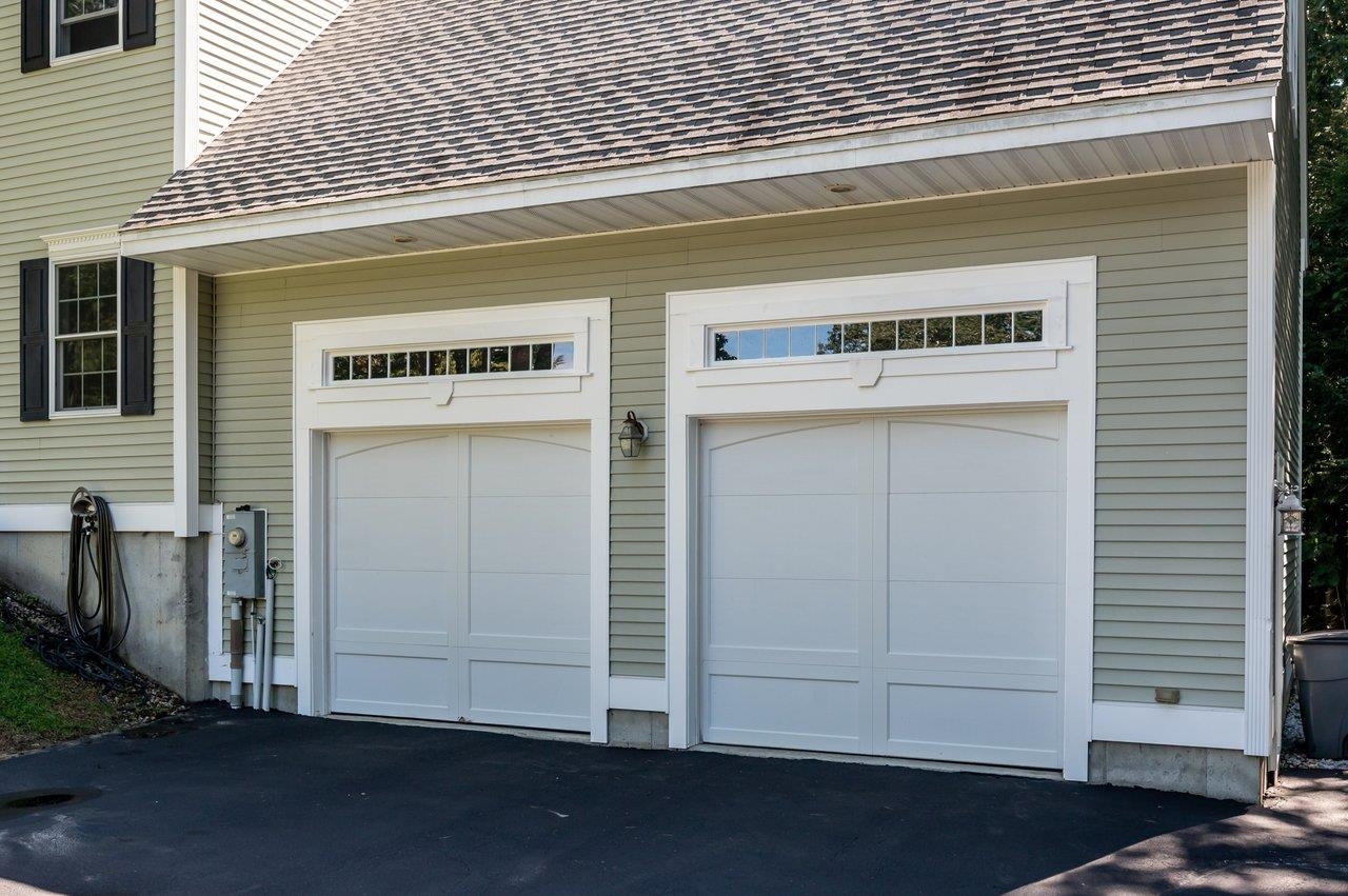 12 Carriage Hill Lane