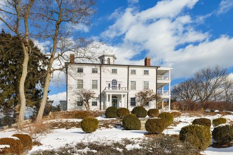 525 MAPLEWOOD Avenue 9 Portsmouth NH 03801