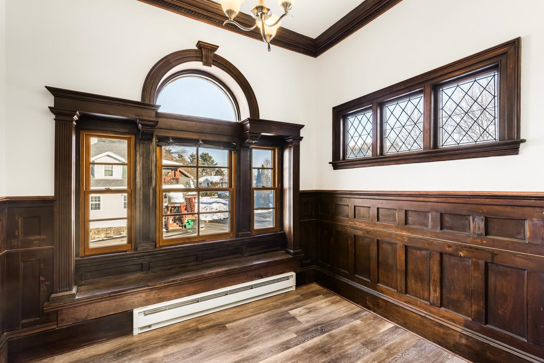 525 MAPLEWOOD Avenue 9